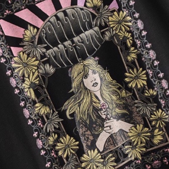 FOLLOW the SUN Tee Shirt - Picture 4 of 7